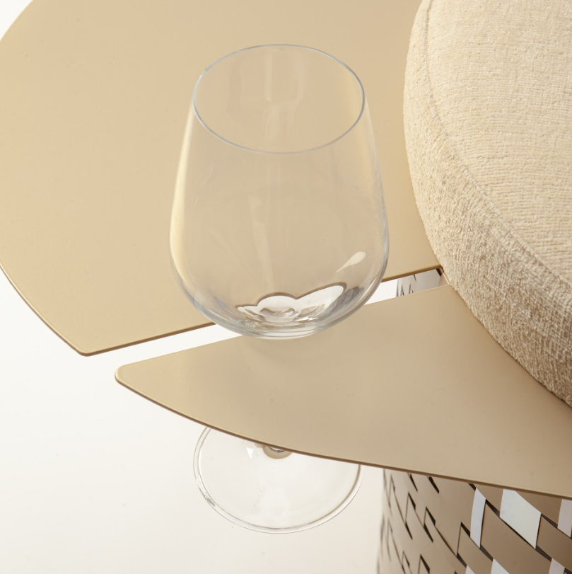 Versatile detail